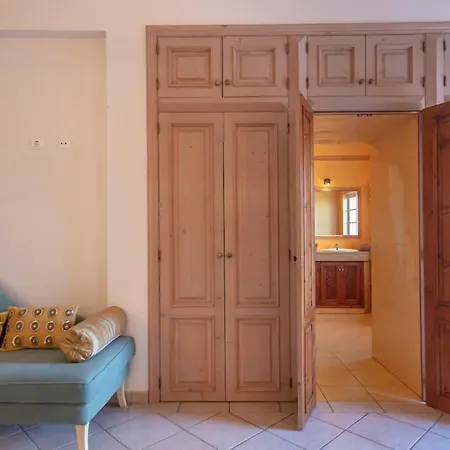 Al Meida Exclusive For Groups & Retreats *