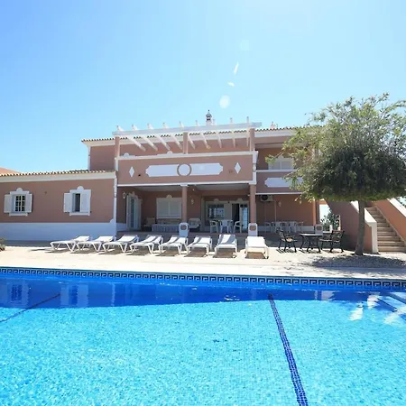 Al Meida Exclusive For Groups & Retreats וילה אלבופיירה
