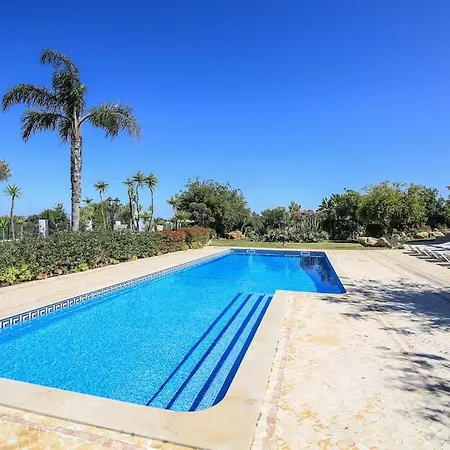 וילה Al Meida Exclusive For Groups & Retreats *
