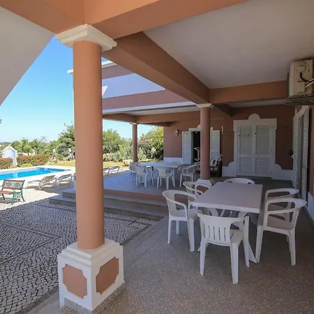 וילה Al Meida Exclusive For Groups & Retreats אלבופיירה
